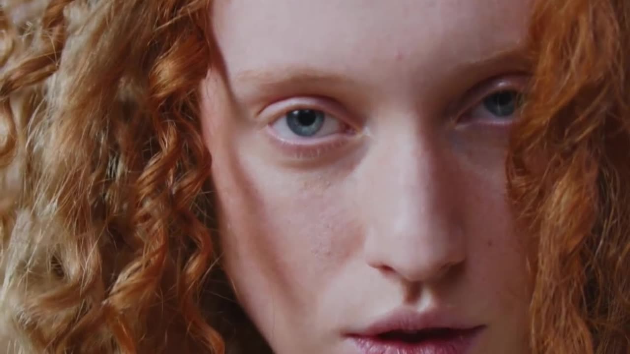 Can Bread Crusts Curl Your Hair?