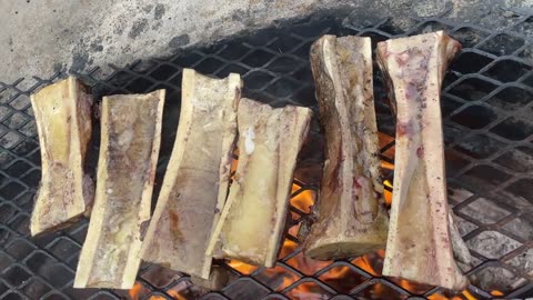 Bone Marrow Grilling 101. cartercountrymeats.com