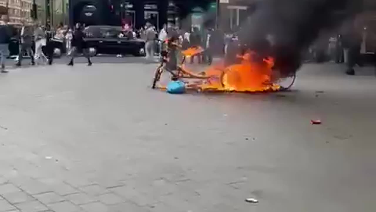 Nowhere in "Modern London" is safe from the decay.