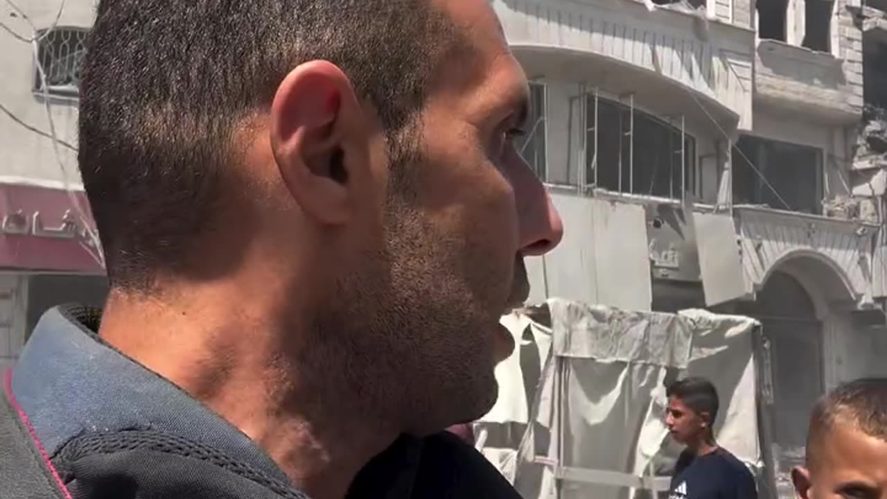 Massive destruction in the targeting of residential buildings in Gaza City
