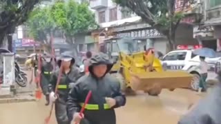 BREAKING: 🚨 41,574 people from 11,992 households have been urgently evacuated