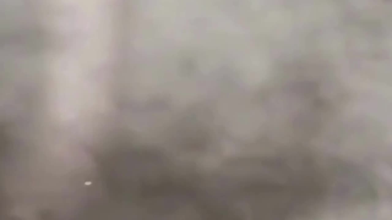 🌪️ Nature’s Fury Unleashed! 💨#Tornado 🌪️ #SevereWeather ⚠️ #NaturePower 💨 #StormChasing 🌩️
