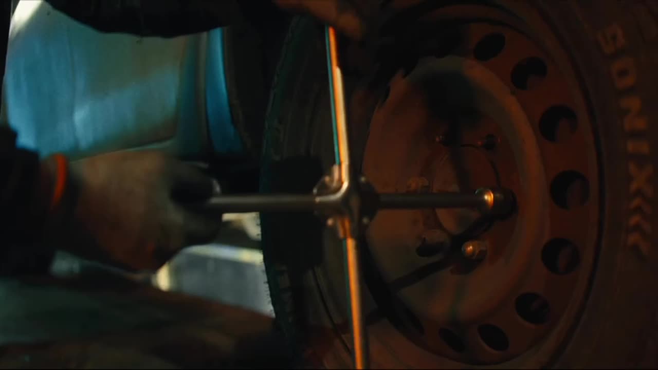 Amazing Video from Ukrainian Army Mechanics