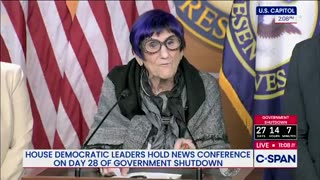 Sen. Purple Hair says President Trump is "illegally" "blocking SNAP funds from going out"