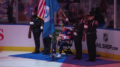 104-Year-Old WWII Veteran Dominick Critelli Performs National Anthem on Saxophone at Rangers Game