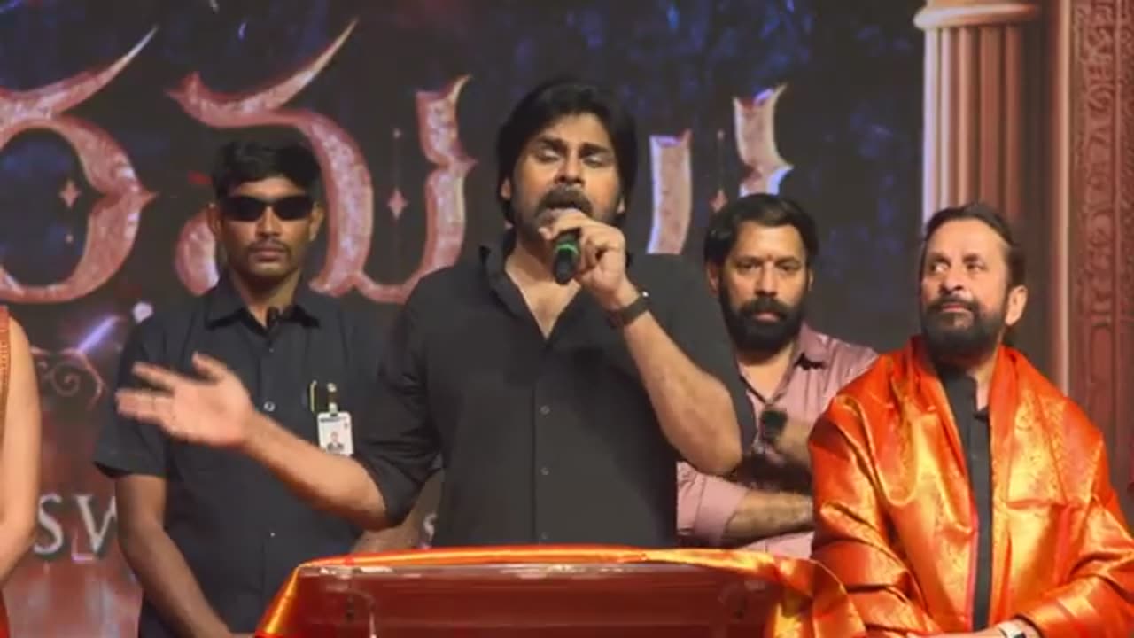 Pawan Kalyan Speech | Hari Hara Veera Mallu Pre Release Event in Vizag | Mythri Distributors LLP