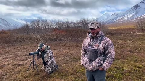 Grizzly vs. Woman...and her 375 Ruger Guide Gun