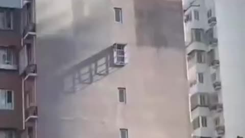 SHADOWS DO NOT ALWAYS 🢢 BEHAVE AS THEY SHOULD