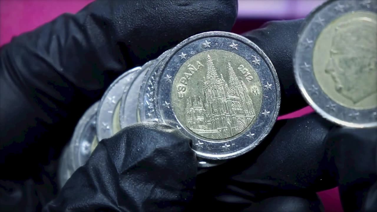 2 Rare Euro Coin: Finds of the Day