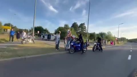 Dariusz Matecki @DariuszMatecki · @Straz_Graniczna robicie pokazówy