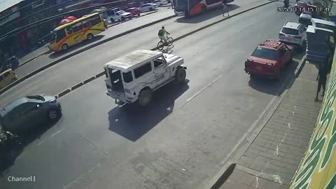 Accidente de tránsito en carril solo bus de Transcaribe