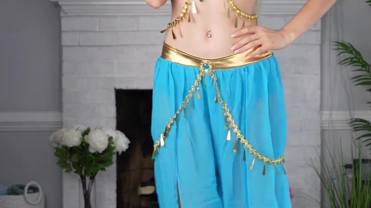 Halloween Costume Try-On 🎃