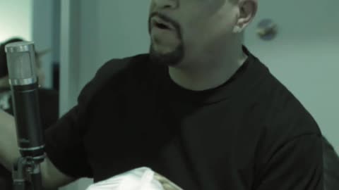 Ice T Represents Rollin' 60's Crip