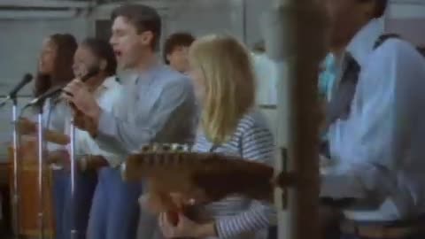 Talking Heads - This Must Be the Place (Naïve Melody) Official Video