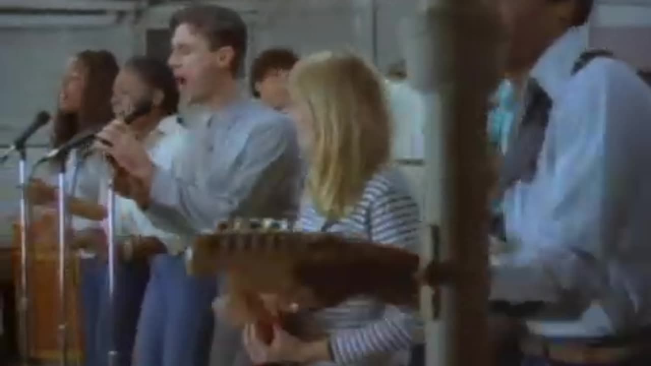 Talking Heads - This Must Be the Place (Naïve Melody) Official Video