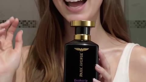 Smells Like the Internet’s Favorite It-Girl 💅