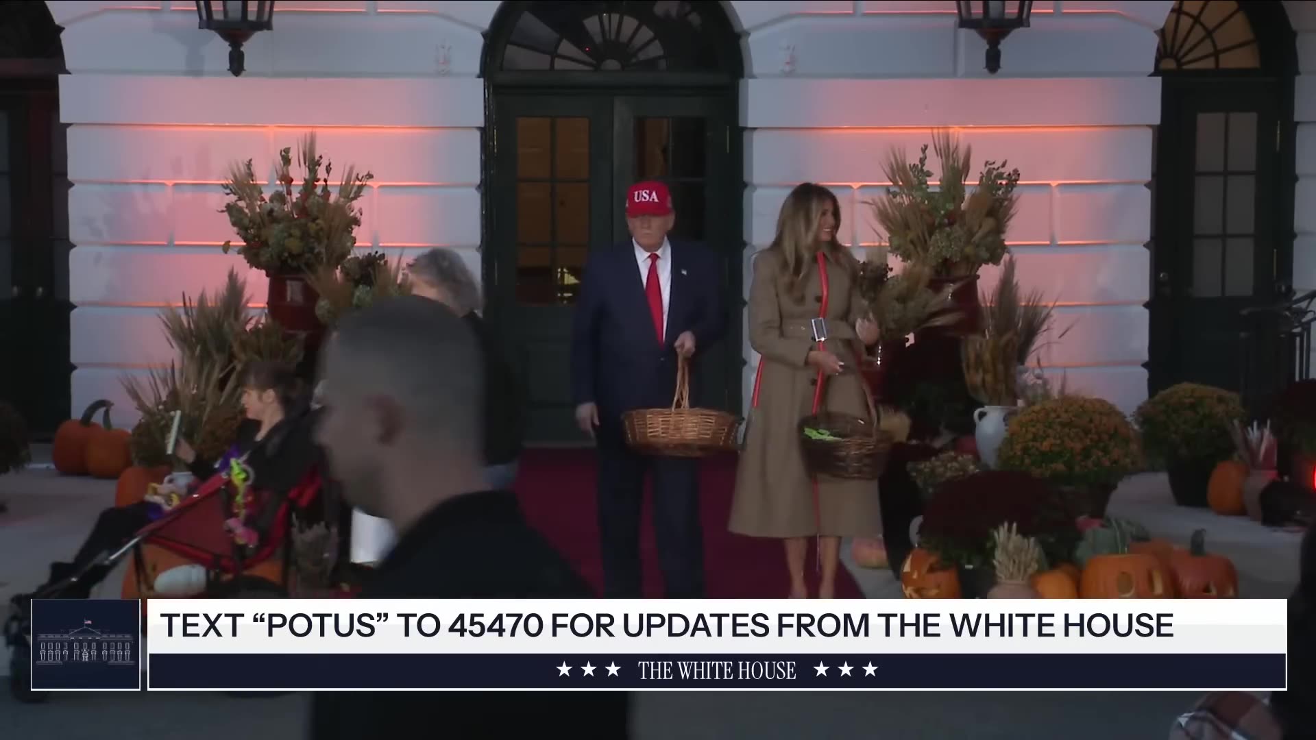 Trump’s Halloween Returns! 🎃 White House Trick-or-Treat 2025 | US Politics | Amaravati Today