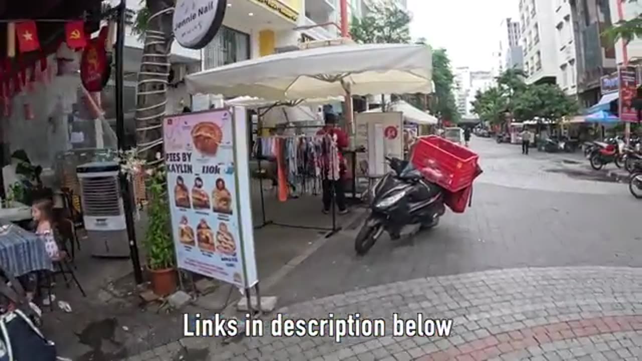 Why is Everyone Going to Da Nang Vietnam?! 🇻🇳 (First Impressions)