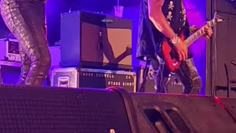 Blue goo residue ( live)