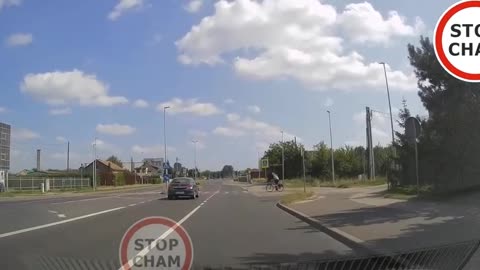 Owieczki drogowe - pierwszeństwo bezmyślności przejazdu