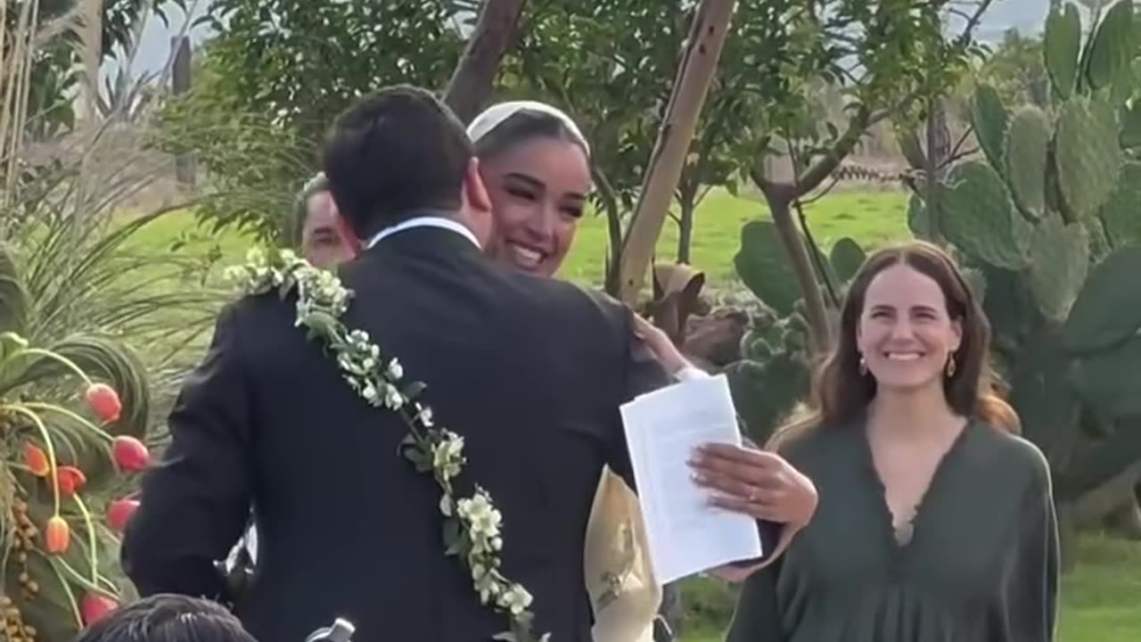 ¡LÁGRIMAS y EMOCIÓN! 😭 Ale Capetillo lee sus VOTOS en ÁRABE a Nader Shouery