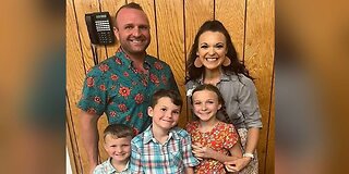 Illinois GOP Gubernatorial Candidate Darren Bailey Loses Four Family Members