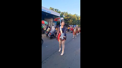 Indonesia dancing