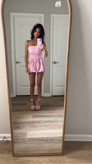 Aren’t I pretty in pink?