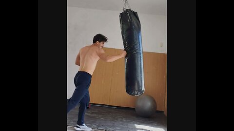 Powerful Heavybag Workout