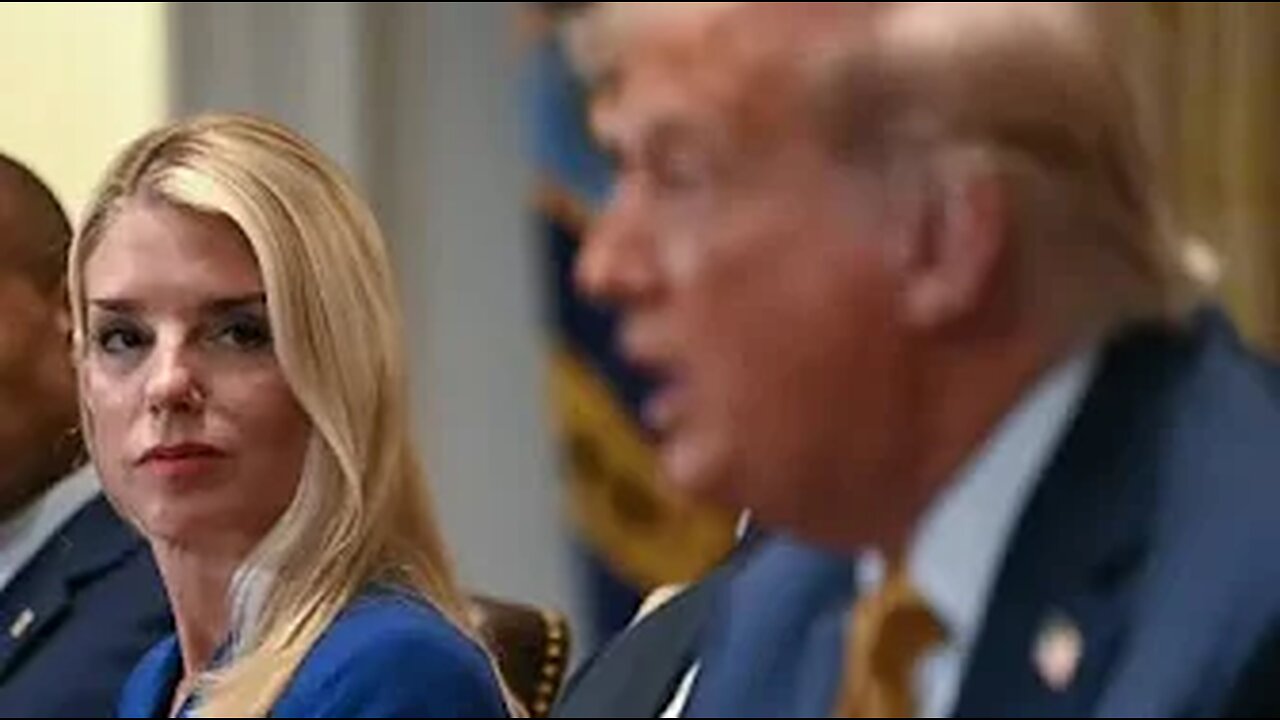 “Five alarm fire!” Bondi pulls bombshell stunt ahead of midterms