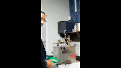 Reggie Friend Got Caught Wearing Fake Chain At IceBox😂