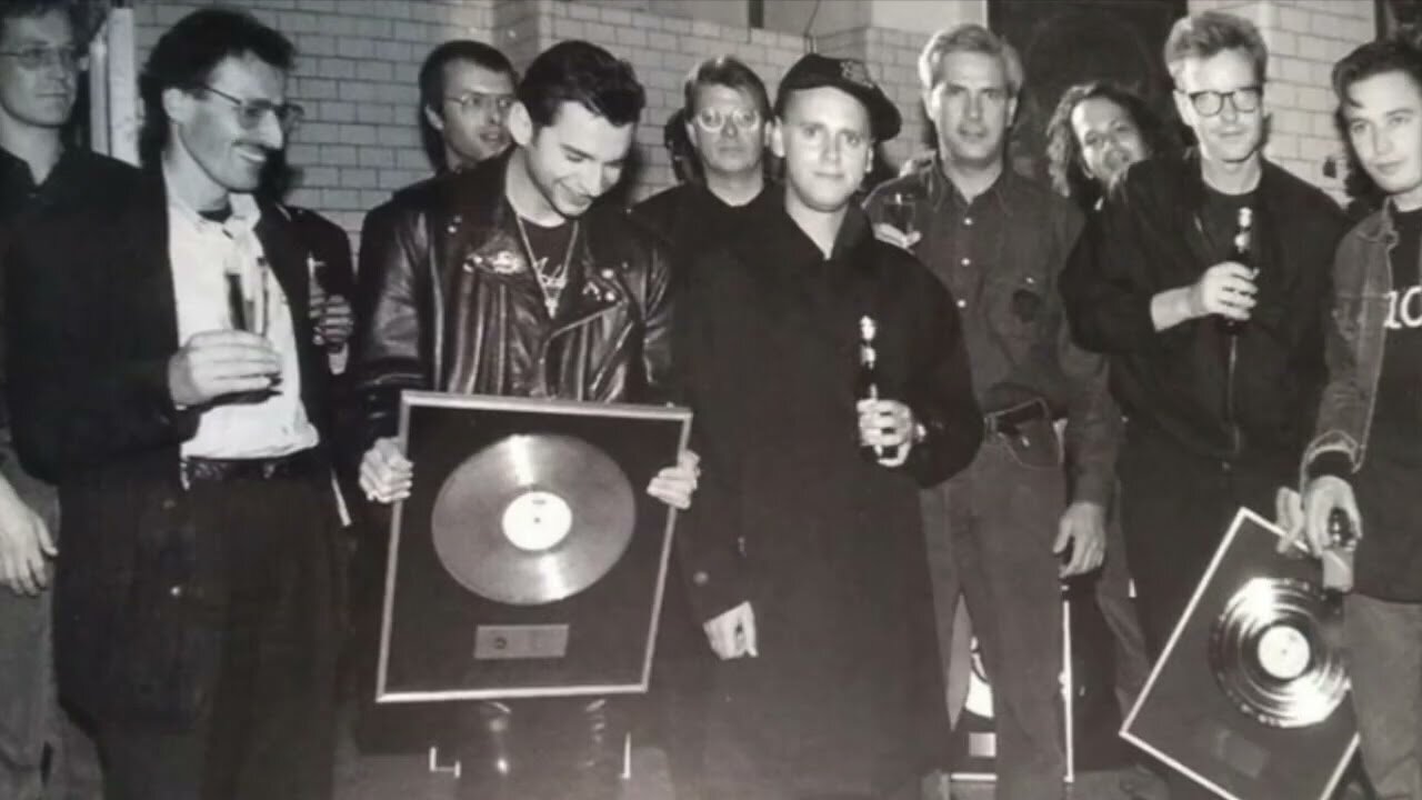 Depeche Mode - Waiting For The Night