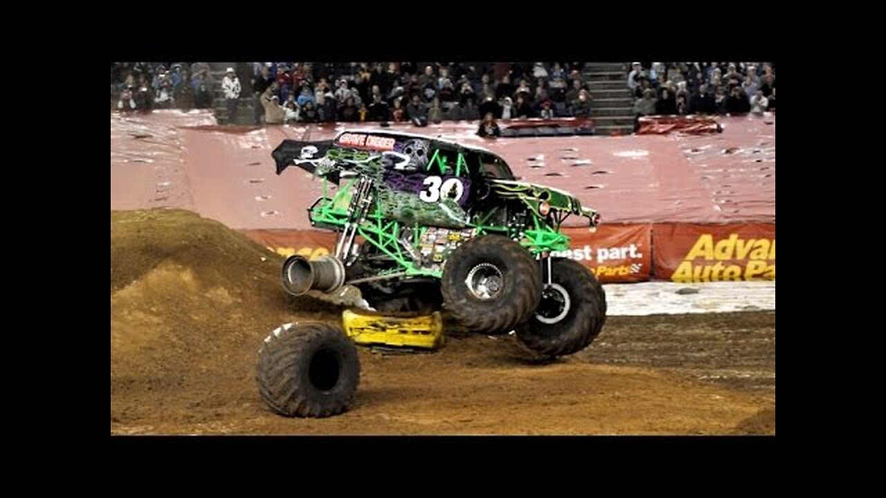 When monster truck shows go wrong - Fail Compilation
