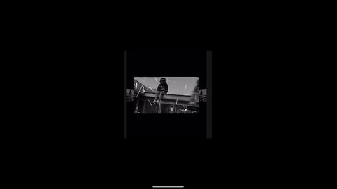 Loe-Mandela Effect 2 (Official Music Video)