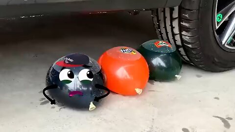 funniest experiment car vs cocacola, mirinda , water balloons