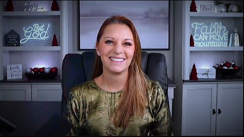 JULIE GREEN JAN 19 THE GREAT WHITE WOLF REVEALED