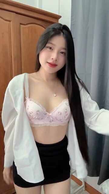 Dancing beautiful girl dancing