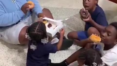 BLACK EBT OBESE MOM SHOWS HER VERSION OF EDICATE INSIDE A SUPERMARKET?