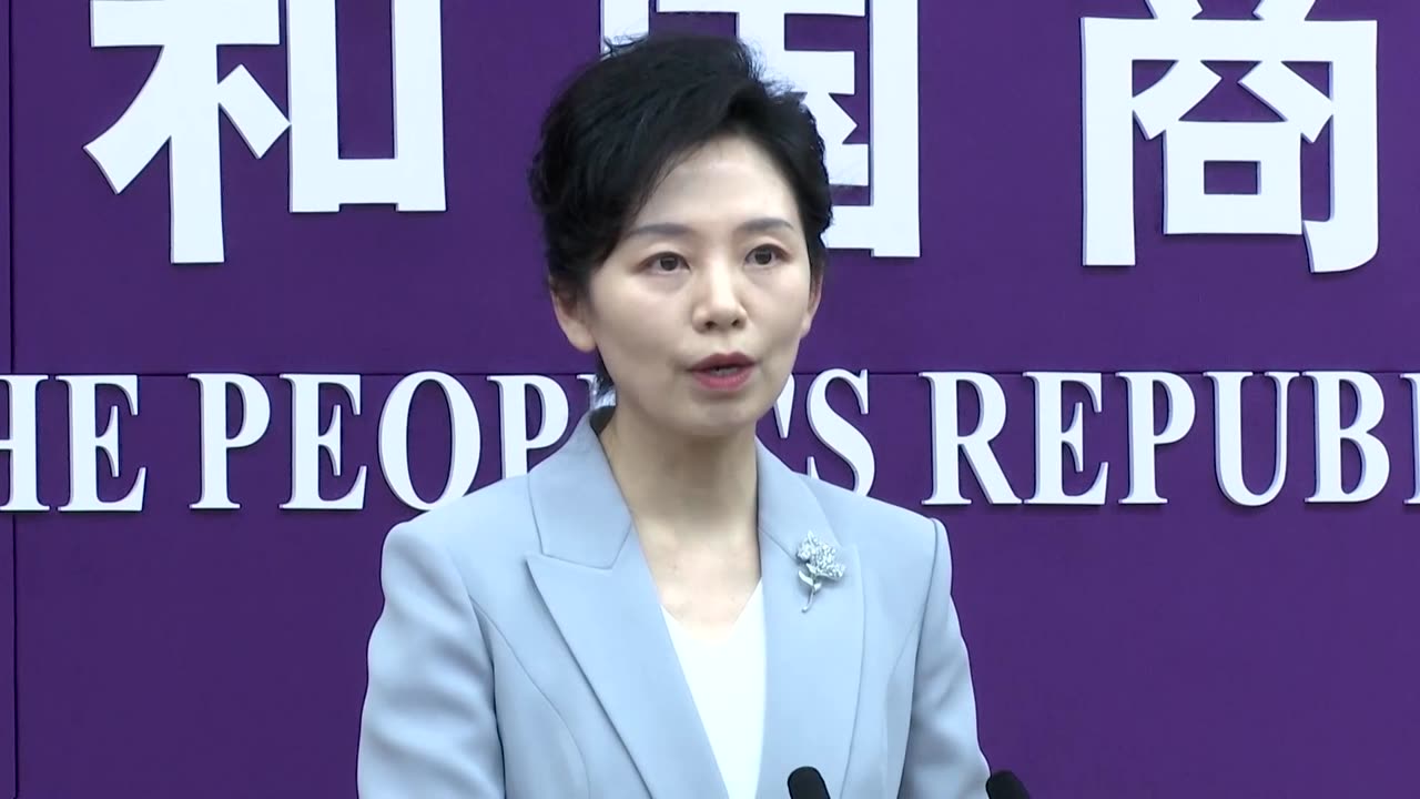 China says 'door for dialogue is open' with the US