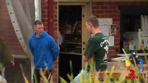 Melbourne Café Offers Free Coffee to Crime Victims | Heart-Warming Community Story