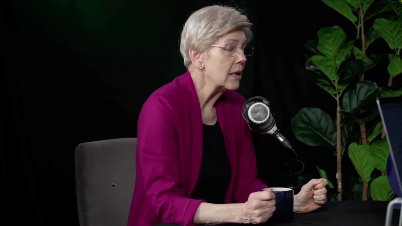 MUST WATCH: Elizabeth Warren put on the spot for lying about Biden's decline
