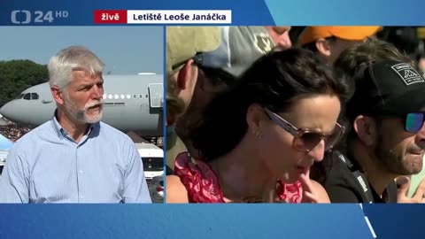 Petr Pavel nevidí jinou možnost, než sestřelovat ruská letadla!
