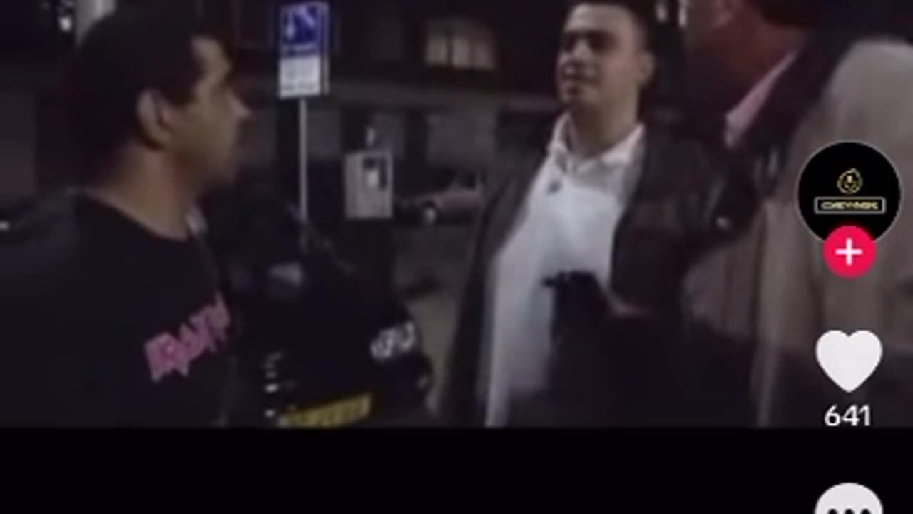 Prem cola blikje tegen z’n kop🤣