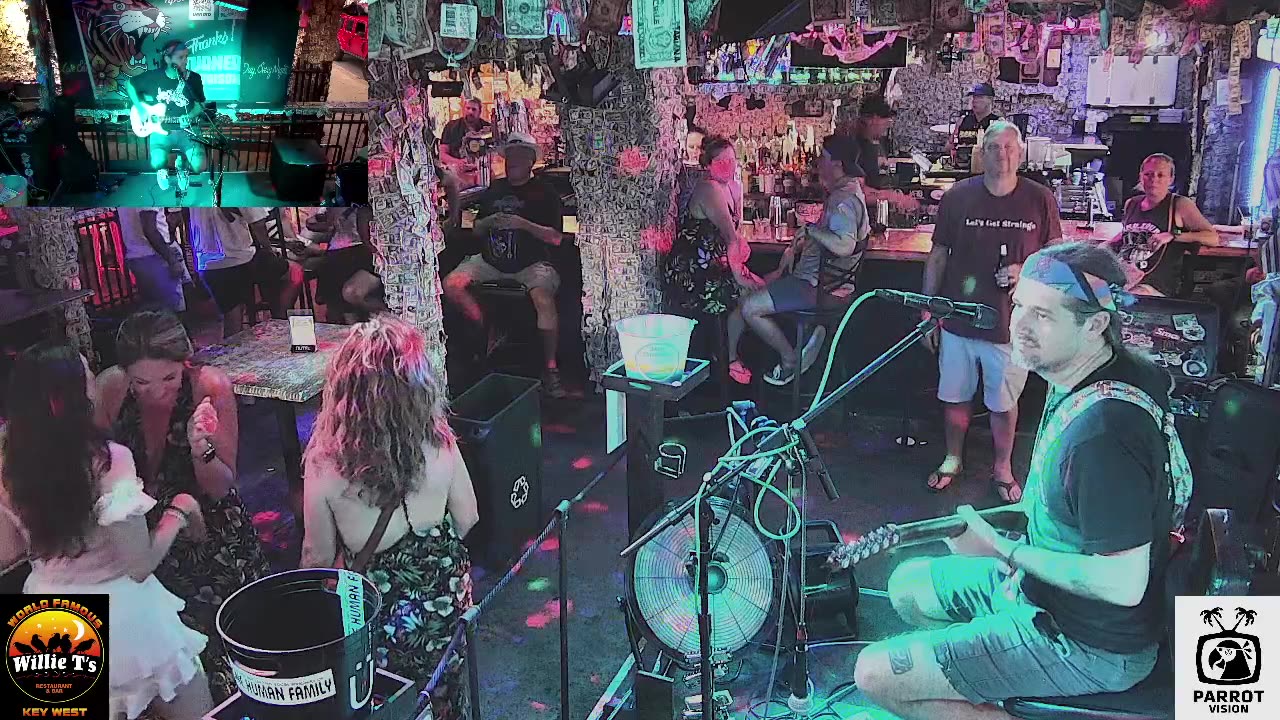 LIVE Music Everyday!