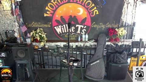 LIVE Music Everyday!