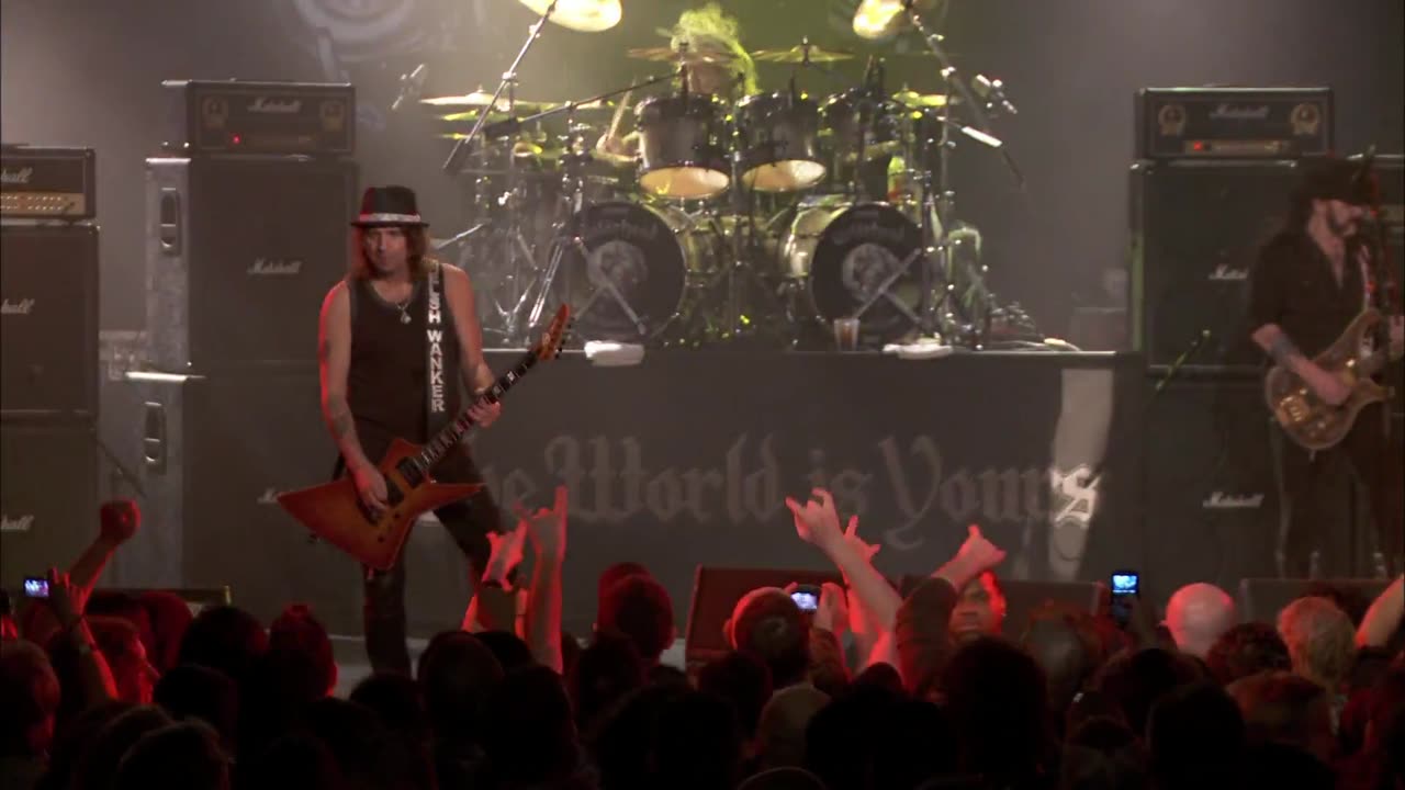 Guitar Solo...The Thousand Names of God - Motörhead (live)