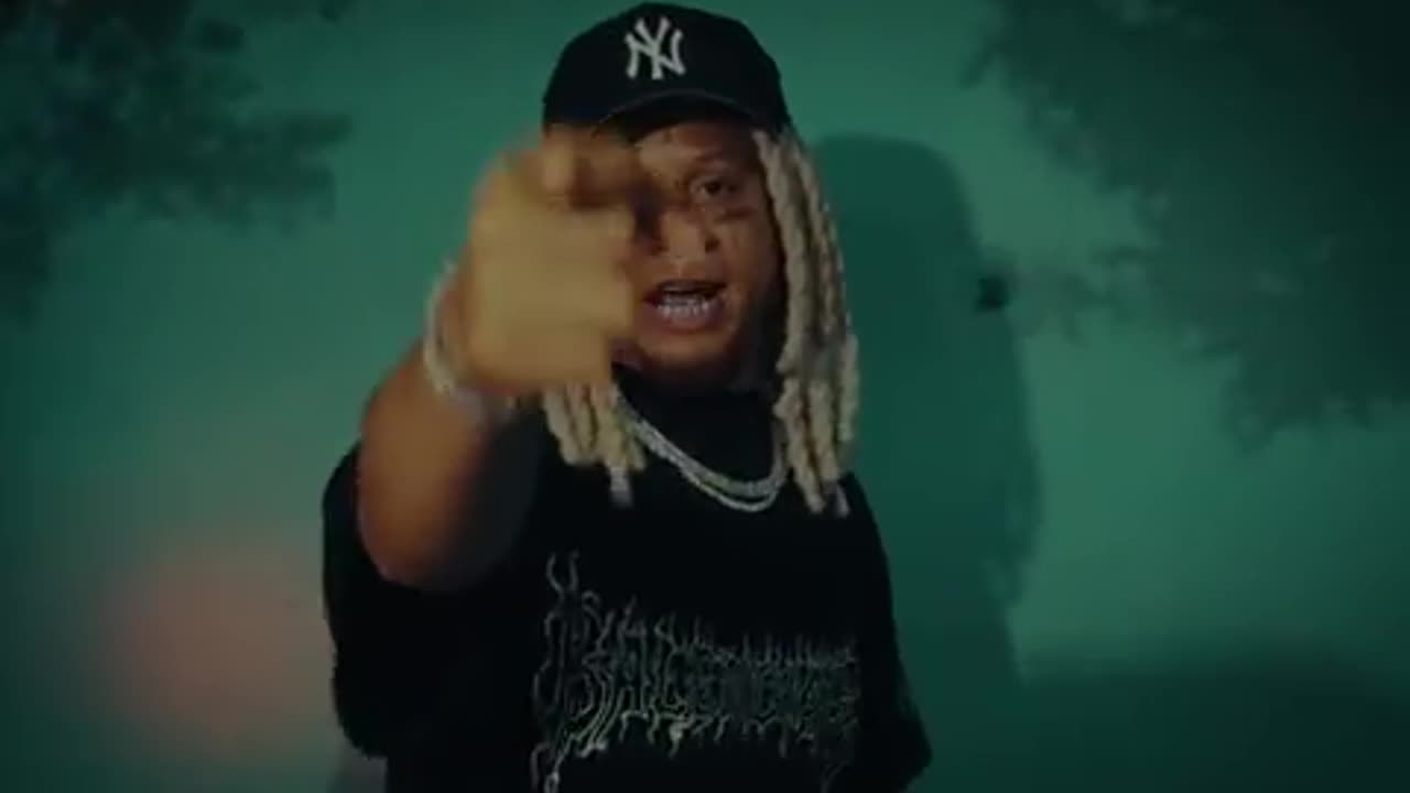 Trippie Redd – Woke Up / The Face (Official Video)