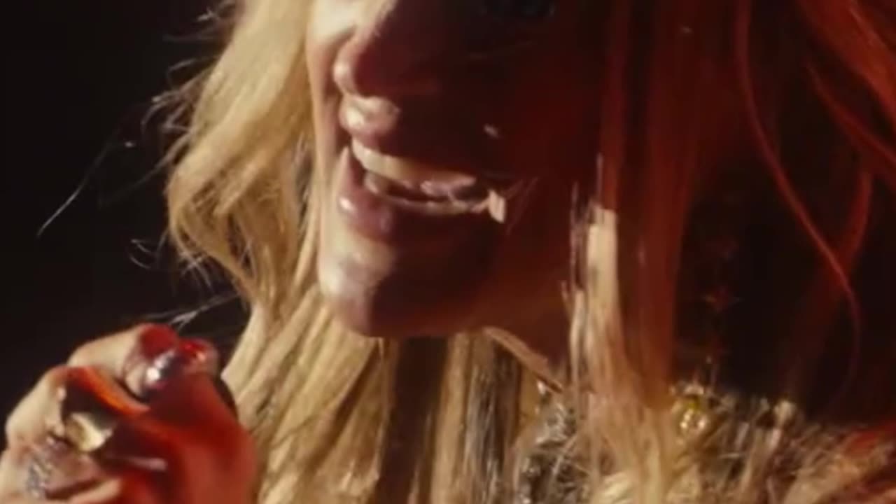 Expert Reveals Carrie Underwood’s Leg Strength & Cardio Routine