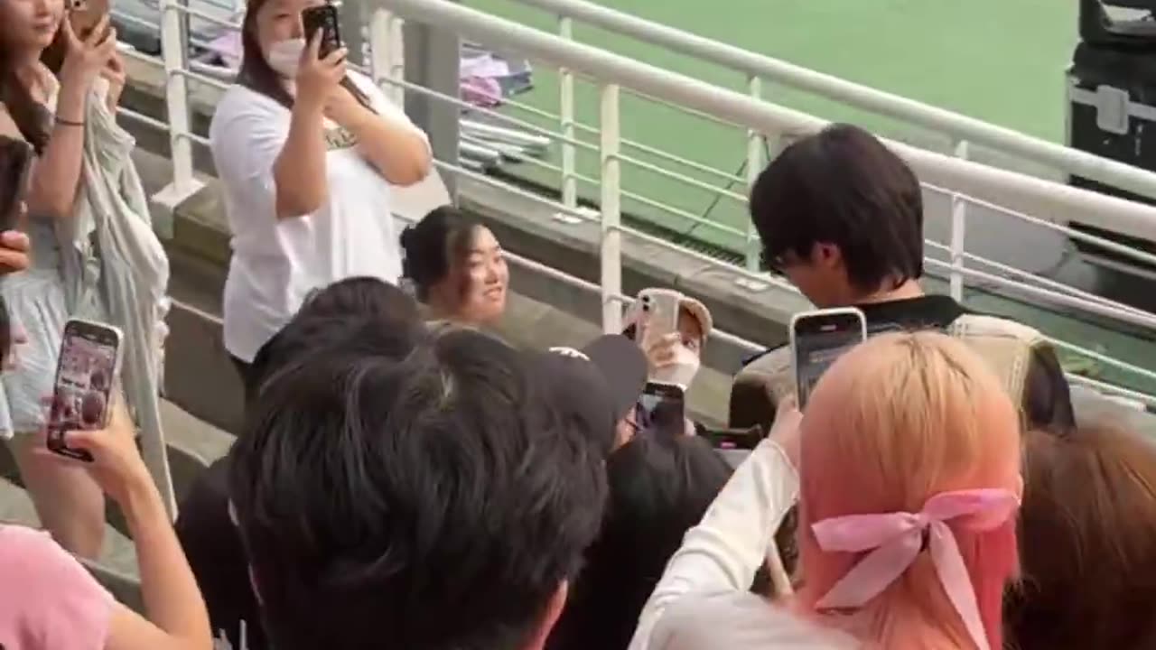 JHOPE Blackpink World Tour 2