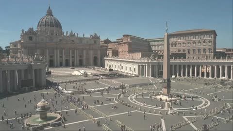 LIVE: View of St. Peter’s Square ahead of the conclave